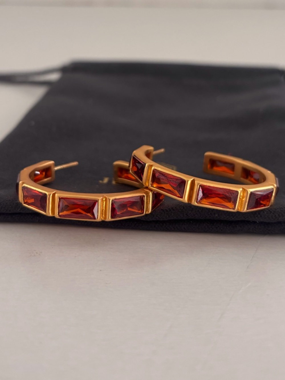 NWOT Julie Vos Baguette Hoop Earring Price Firm